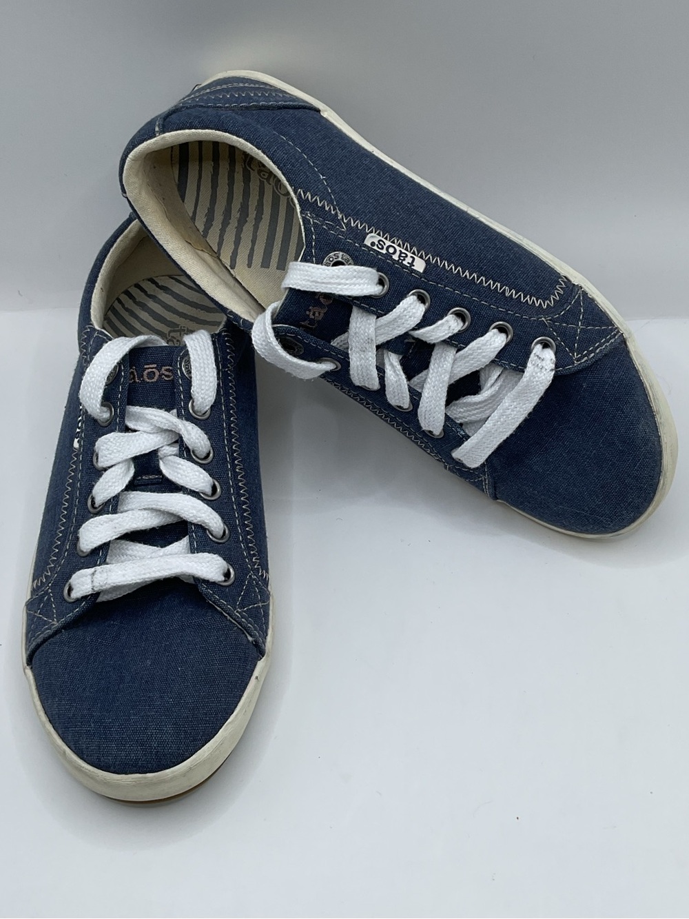 Taos Footwear Navy and White Women's Canvas Sneakers